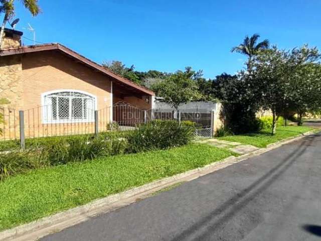 Jardim floresta. ótima casa com piscina.