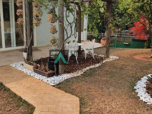 Casa com terreno espetacular à venda no Jardim Paulista