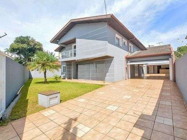Casa com 5 dormitórios para alugar, 402 m² por R$ 6.362,37/mês - São Lourenço - Curitiba/PR