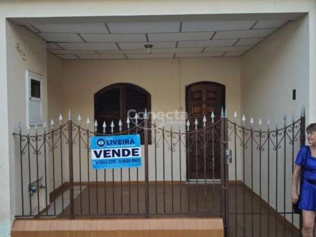 Casa para Venda em Votorantim, Chave, 2 dormitórios, 1 banheiro