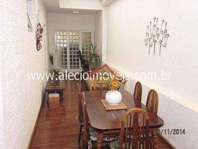 Casa com 3 dormitórios à venda, 214 m² por R$ 950.000,00 - Parque da Represa - Jundiaí/SP