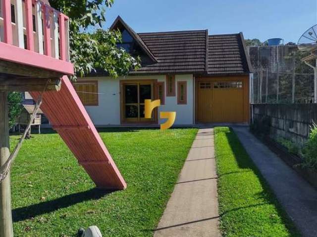 Casa à venda no bairro Desvio Rizzo em Caxias do Sul/RS