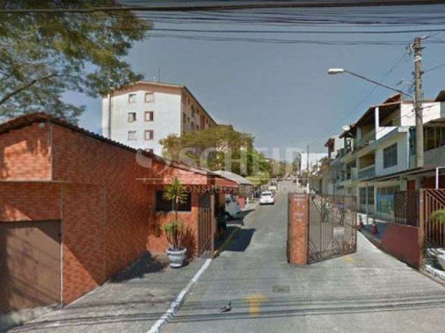 Vende Apartamento Térreo com 02 Dormitórios  próximo ao terminal Grajaú