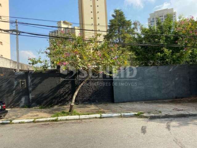 Terreno com 600 m2 para venda na região da Vila Santa Catarina