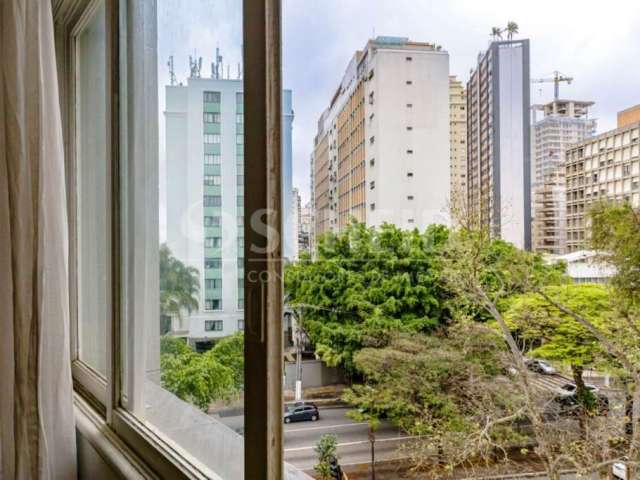 Apartamento de 105m² - 3 dormitórios  com 1 vaga - Jardins!