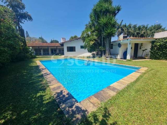 INTERLAGOS - BOLSÃO  Casa térrea com piscina á venda