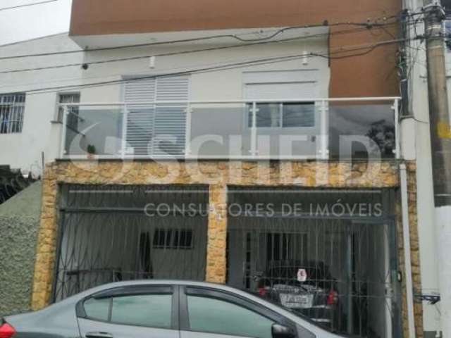 Casa a venda com 234m², 2 suítes no Campo Grande.