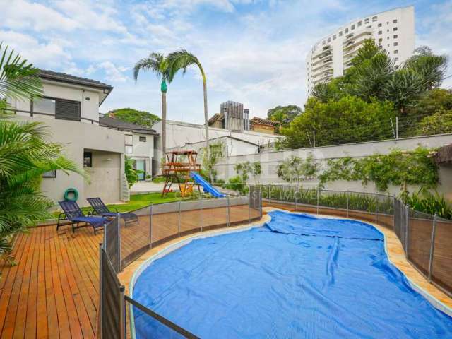 Casa a venda no bairro Granja Julieta - São Paulo