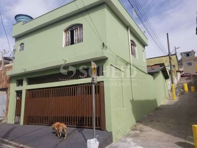 Casa à venda de 160m² com 02 vagas na Cidade Ademar