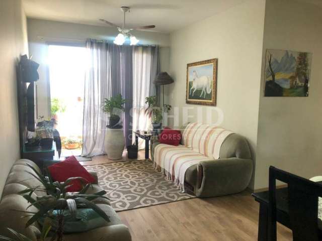 Apartamento à venda no Jardim Marajoara, 3 quartos, 1 suíte. Andar alto e vista livre