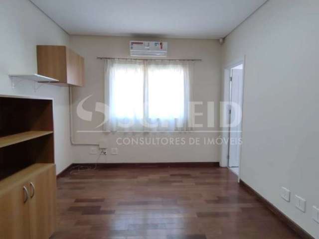 Casa comercial, locacao , 6 salas, 4 banheiros, 3 vagas, Chacara Santo Antonio