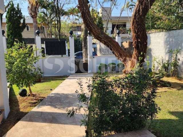 Casa a venda dentro do bolsão de Interlagos ao lado do laguinho