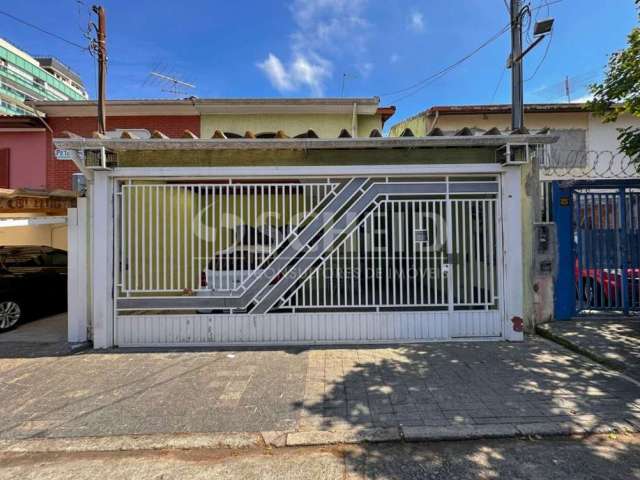 Casa à Venda no Campo Belo, 150m², 3 quartos, sendo uma suíte, 2 vagas,