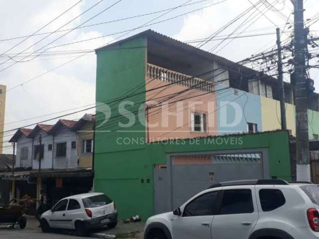 Terreno a venda com 5 casas, 250m² em Pedreira.