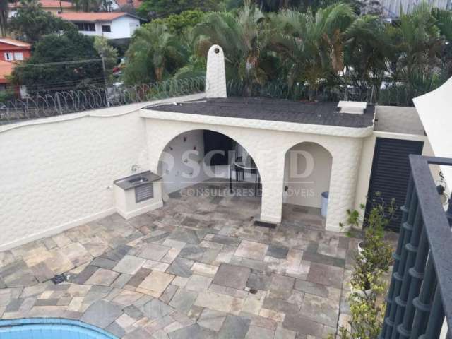 Sobrado Morumbi, com 400m²,  4 quartos, 4 suítes, 5 vagas, copa,cozinha, sala , terraço, piscina.