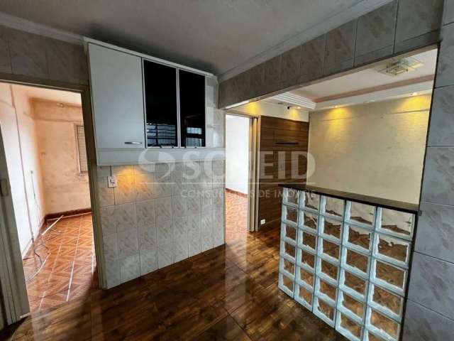 Vendo apartamento bairro Grajau, 2 dorms, sala , cozinha, banheiro, área de serviço