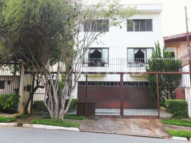 Sobrado para venda com 4 quartos, 425m²