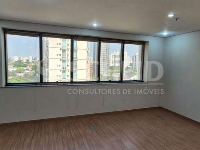 Conjunto Comercial com 201m², 5 salas amplas, banheiros, refeirório, 1 vaga.