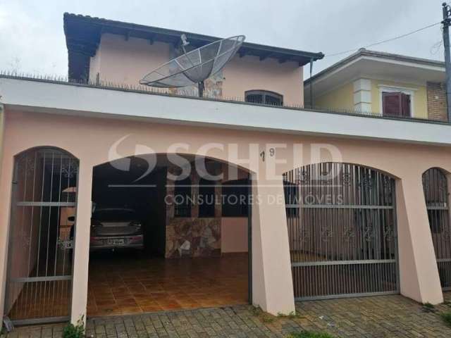 Casa para locação com 03 quartos e edicula, na Vila Isa