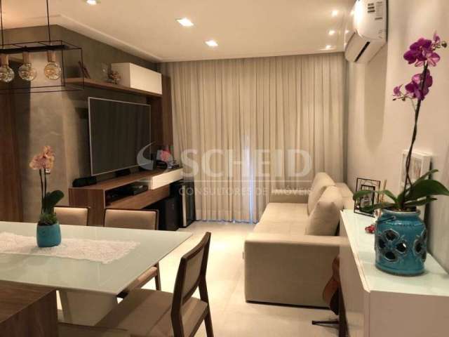 Apartamento á Venda em Pinheiros com 72m², 2 quartos sendo 1 suíte, 2 vagas.