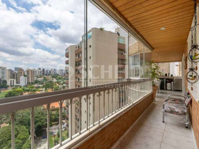 Apartamento á Venda em Perdizes com 380m², 4 quartos sendo 2 suítes, 4 vagas.