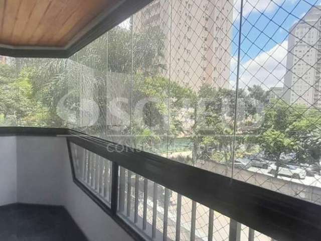 Apartamento à venda com 3 quartos e 2 vagas em Moema Pássaros