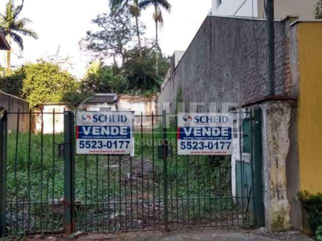 lindíssimo terreno, rua arborizada e florida, em frente guarita prédios, próximo nova estação metro.