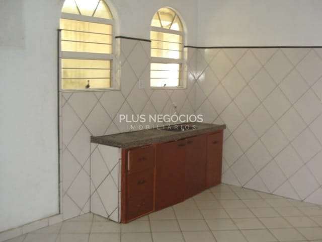 Casa com 2 dorms, Centro, Votorantim - R$ 455 mil, Cod: 218890