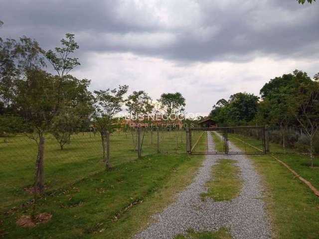 Chácara com 4 dorms, Condomínio Chácaras da Planície, Araçoiaba da Serra - R$ 2.55mi, Cod: 220072