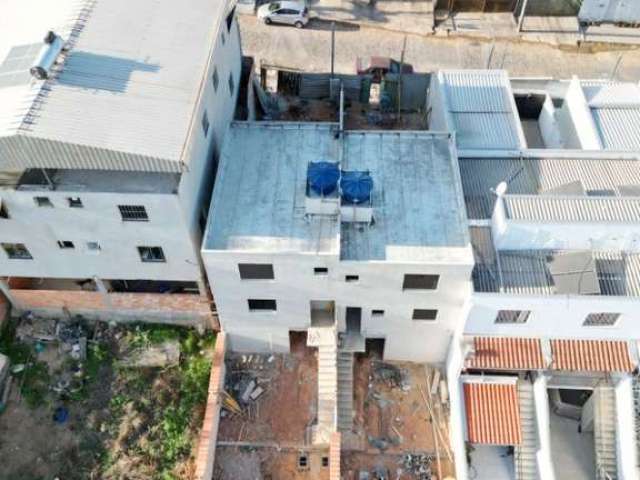 Casa com 4 quartos à venda no Parque Xangri-Lá, Contagem , 233 m2 por R$ 620.000