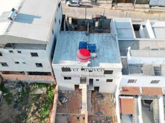 Casa com 4 quartos à venda na Rua Alvinópolis, 1178, Parque Xangri-Lá, Contagem por R$ 620.000