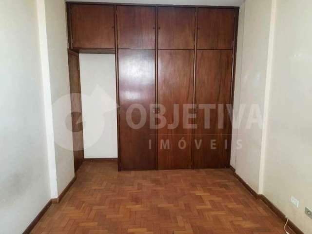 Apartamento à venda, 3 quartos, 1 suíte, CENTRO - UBERLANDIA/MG