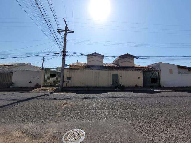 Casa à venda, 3 quartos, 3 suítes, PRESIDENTE ROOSEVELT - UBERLANDIA/MG