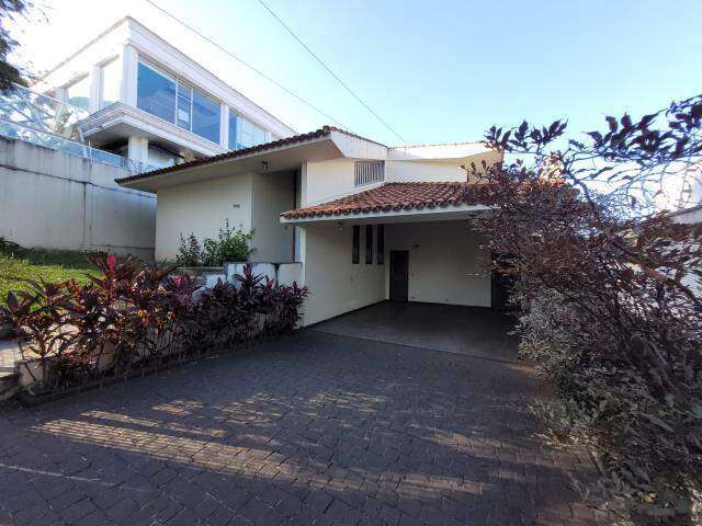 Casa à venda, 4 quartos, 3 suítes, 4 vagas, TABAJARAS - UBERLANDIA/MG