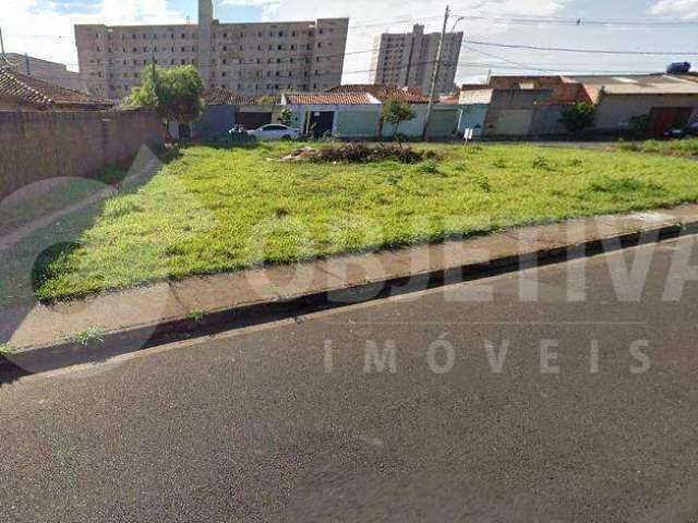 Excelente área de esquina disponivel a venda no Bairro Jardim Europa