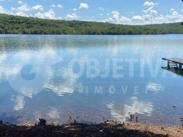 Lote dos Sonhos à Beira da Represa Miranda 04: Oportunidade Única de Viver em Meio à Natureza