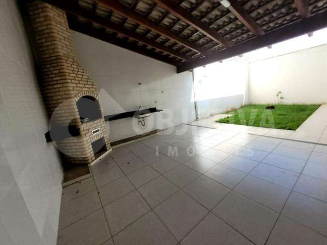 Excelente casa no Bairro Santa Rosa em Uberlândia