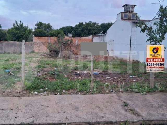 Excelente terreno a venda no Bairro Jardim Califórnia em Uberlândia