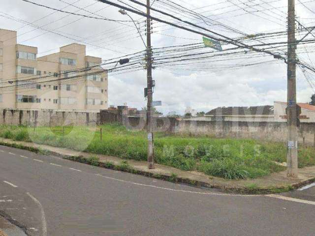 Ótima área à venda no bairro Alto Umuarama em Uberlândia