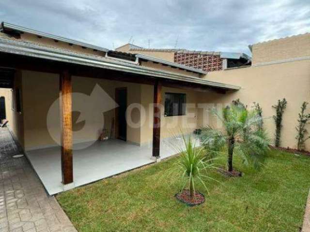 Excelente casa recém reformada a venda no bairro Jardim Europa em Uberlândia