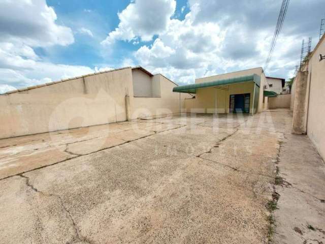 Casa à venda, 3 quartos, 2 suítes, 22 vagas, TIBERY - UBERLANDIA/MG