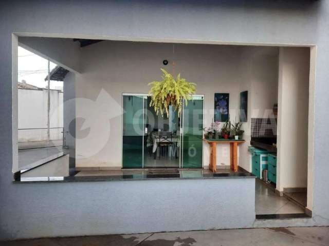 Casa à venda, 3 quartos, 1 suíte, 3 vagas, JARDIM INCONFIDENCIA - UBERLANDIA/MG