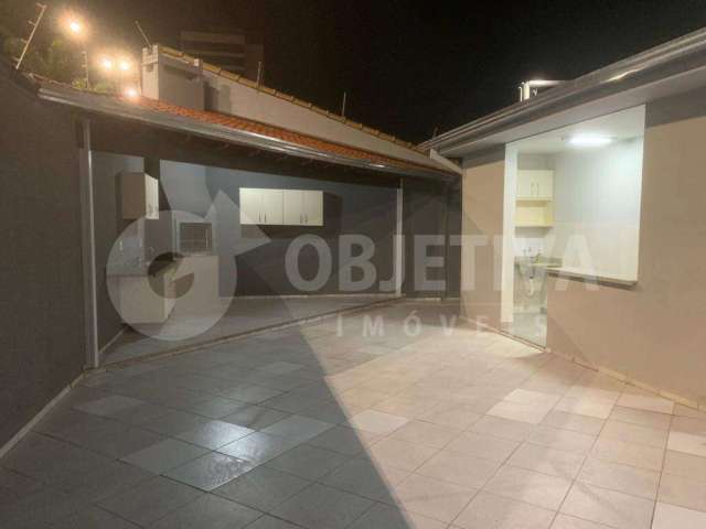 Casa à venda, 3 quartos, 1 suíte, 4 vagas, JARDIM KARAIBA - UBERLANDIA/MG