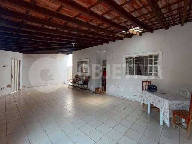 Casa à venda, 3 quartos, 1 suíte, 3 vagas, PLANALTO - UBERLANDIA/MG