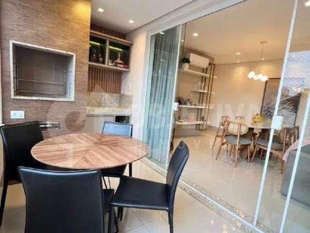 Apartamento à venda, 3 quartos, 1 suíte, 2 vagas, SANTA MONICA - UBERLANDIA/MG