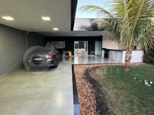 Casa à venda, 3 quartos, 1 suíte, 2 vagas, GRANADA - UBERLANDIA/MG