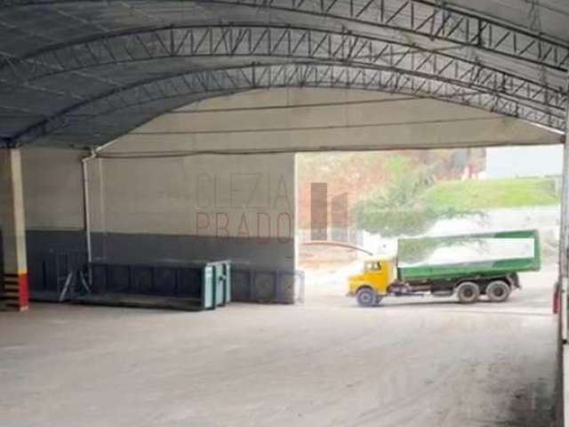 Barracão / Galpão / Depósito com 5 salas para alugar no Industrial Anhangüera, Osasco , 3400 m2 por R$ 64.100