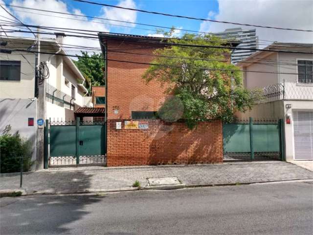 Sobrado com 4 quartos à venda em Jardim Paulistano - SP