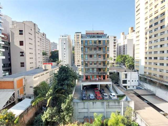 Apartamento com 3 quartos à venda em Pinheiros - SP