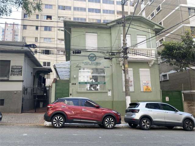 Casa à venda ou para locação em Bela Vista - SP